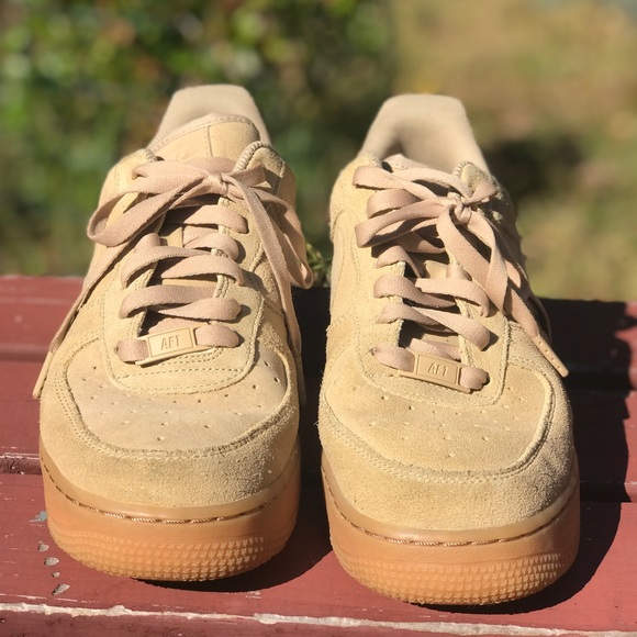 Nike Airforce 1 - Picture 2 of 2